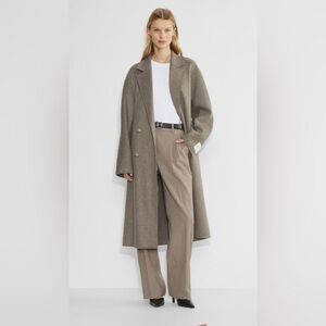 Brand NEW WITH TAG. Aritzia Effortless Pants size 6 in Heather Grey Taupe